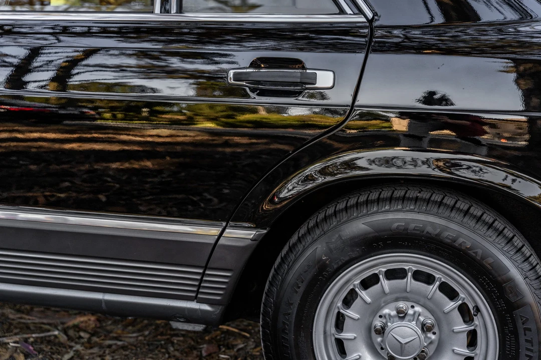 1984 Mercedes-Benz W126 S-Class Sedan - Image 28 of 31