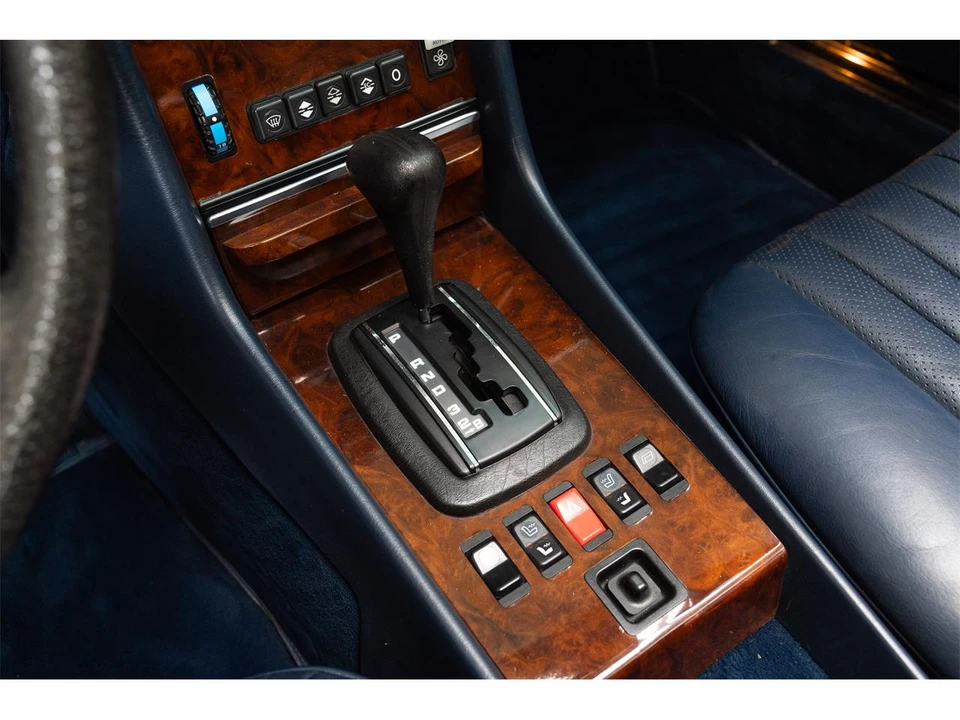 1984 Mercedes-Benz R107 SL-Class - Image 17 of 31