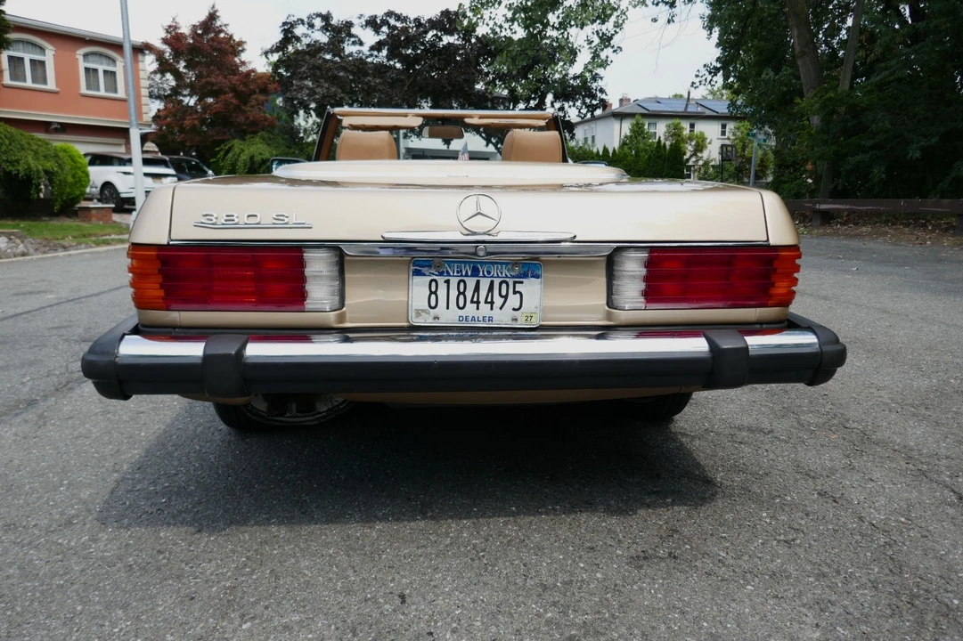 1984 Mercedes-Benz R107 SL-Class - Image 12 of 31