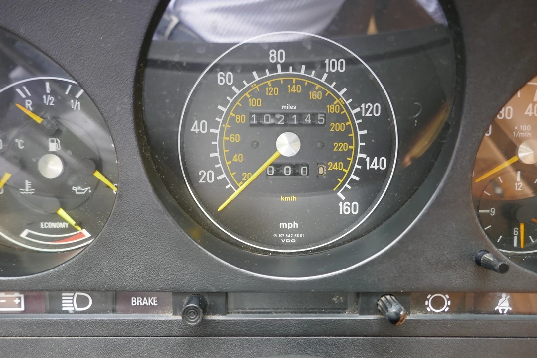 1984 Mercedes-Benz R107 SL-Class - Image 22 of 31