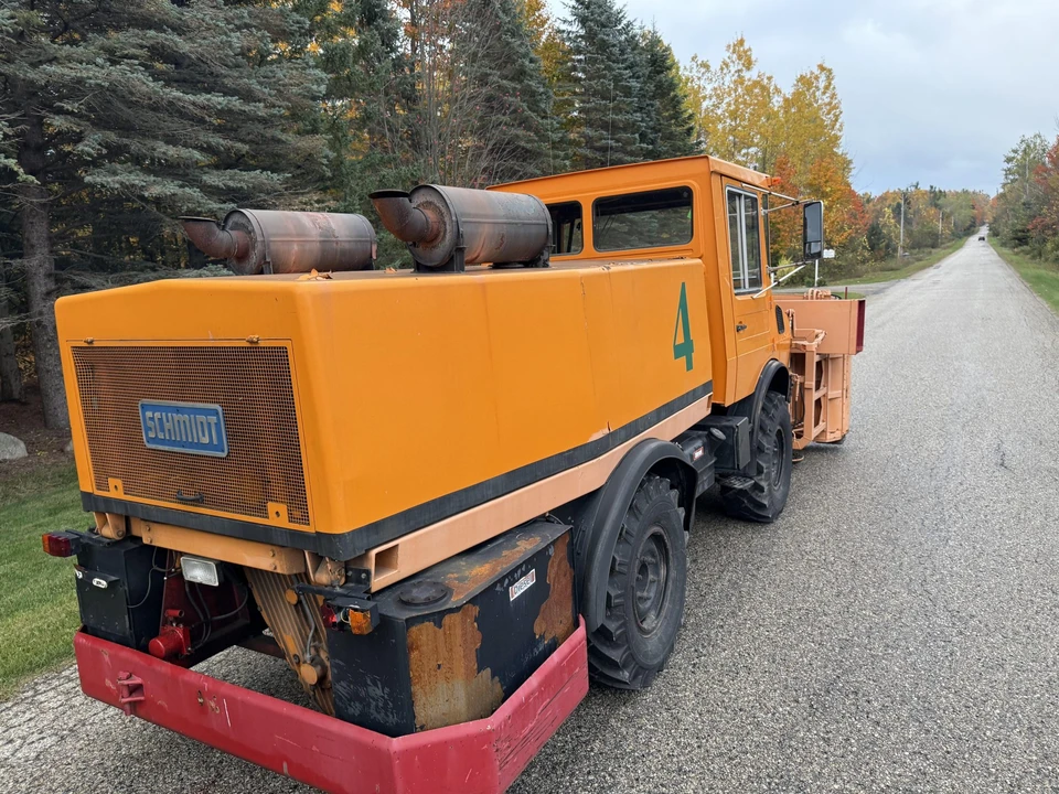 1984 Mercedes-Benz Unimog - Image 28 of 31