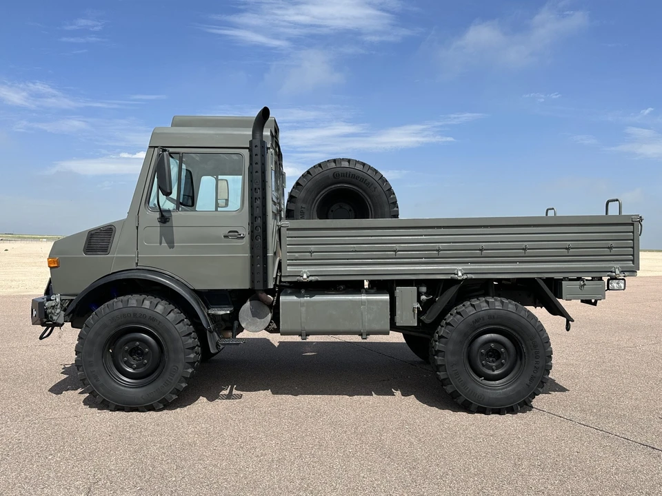1984 Mercedes-Benz Unimog - Image 9 of 31