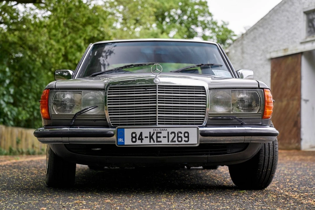 1984 Mercedes-Benz W123 Sedan - Image 16 of 30