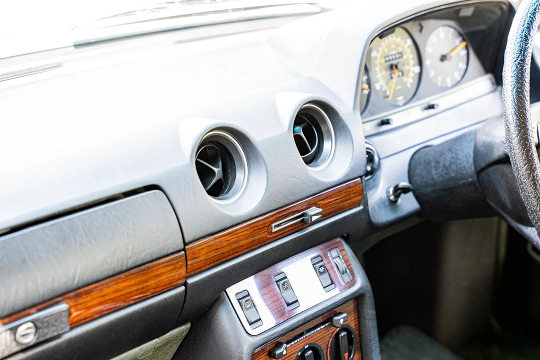 1984 Mercedes-Benz W120 & W121 - Image 23 of 30