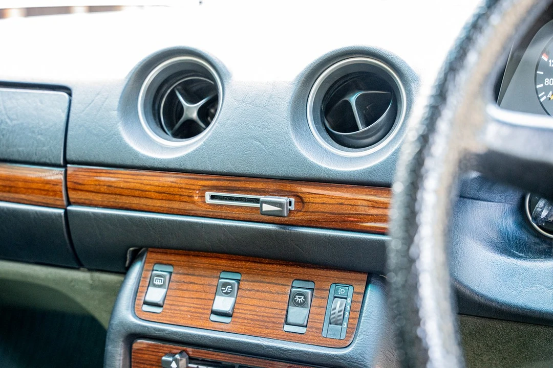 1984 Mercedes-Benz W120 & W121 - Image 24 of 30