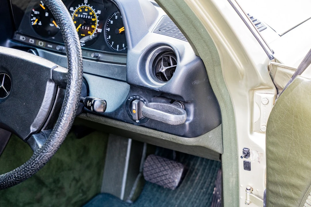 1984 Mercedes-Benz W120 & W121 - Image 22 of 30