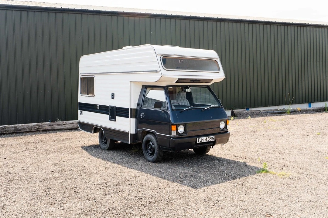 1984 Mitsubishi Delica 2nd Gen - Image 5 of 30