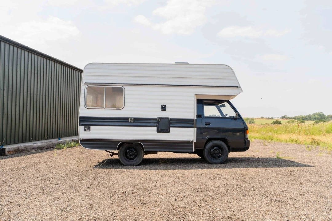 1984 Mitsubishi Delica 2nd Gen - Image 14 of 30