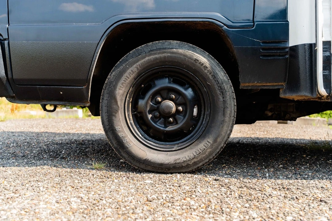 1984 Mitsubishi Delica 2nd Gen - Image 18 of 30