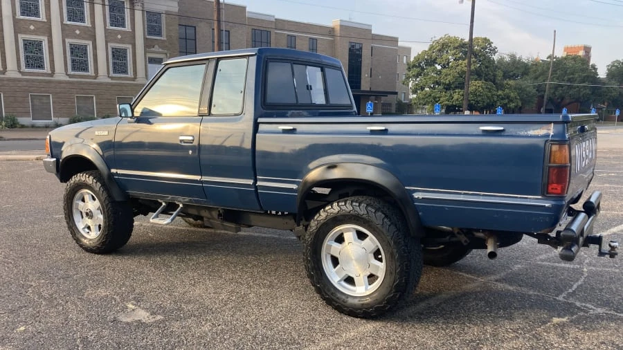 1984 Nissan - Image 5 of 7