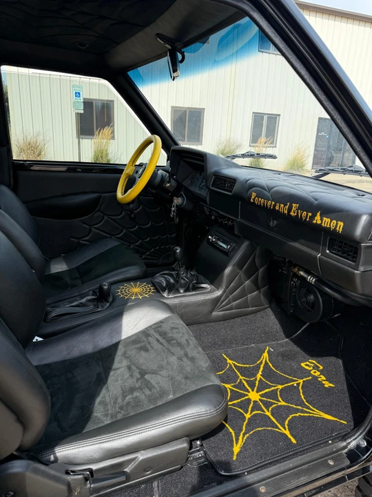 1984 Nissan - Image 27 of 31