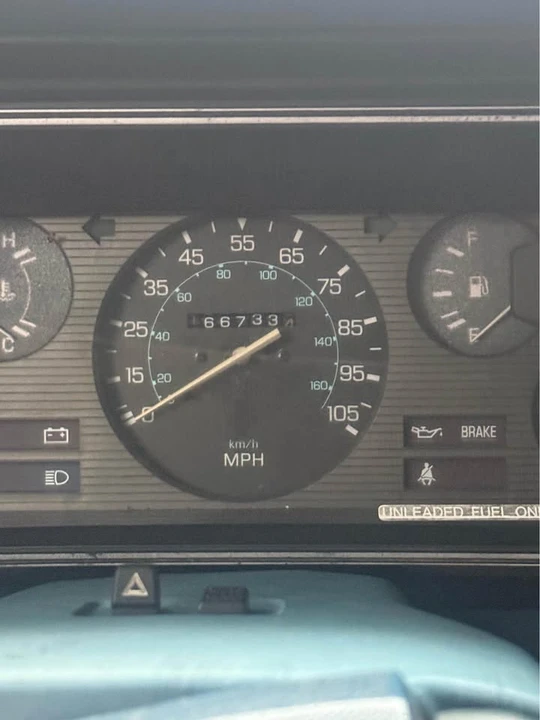 1984 Nissan NV - Image 4 of 4