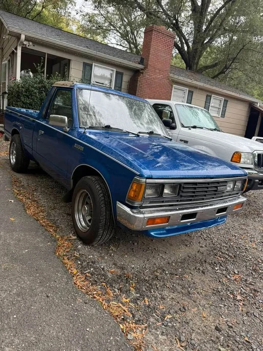 1984 Nissan NV - Image 2 of 4