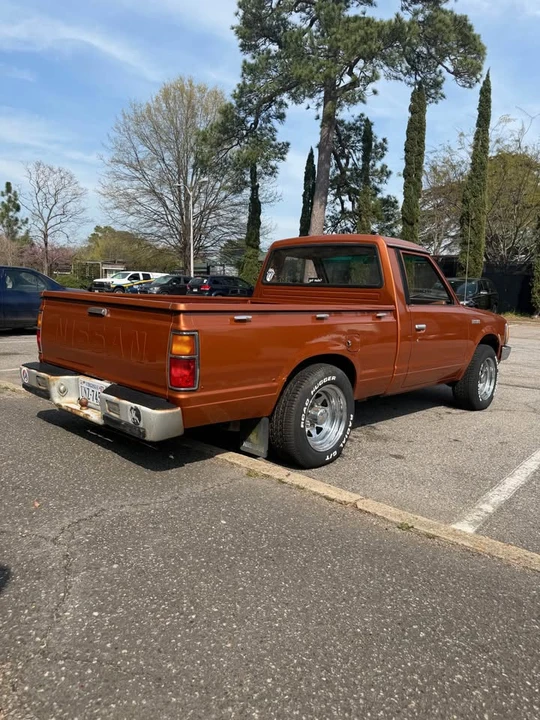 1984 Nissan Frontier - Image 4 of 11