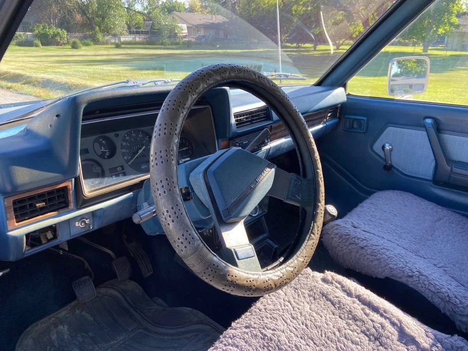 1984 Nissan Frontier - Image 7 of 10