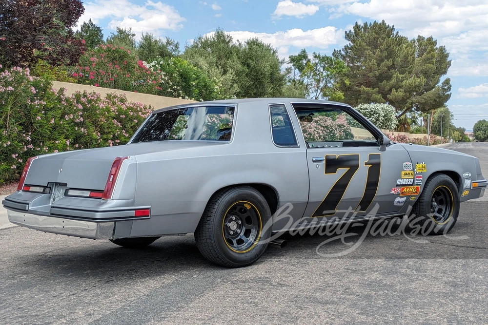 1984 Oldsmobile Cutlass 5th Gen - Image 14 of 23