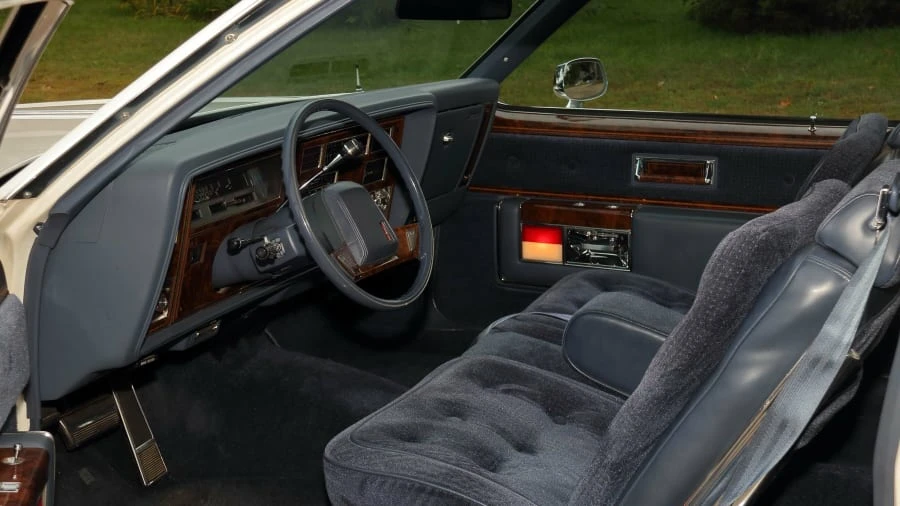 1984 Oldsmobile 98 - Image 4 of 21