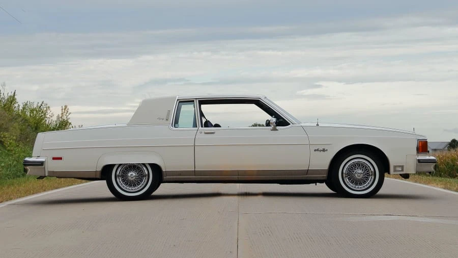 1984 Oldsmobile 98 - Image 8 of 21