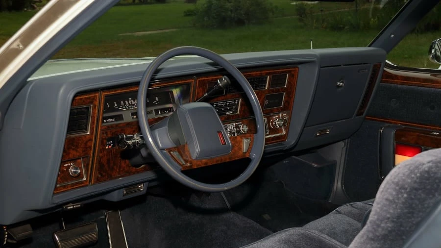 1984 Oldsmobile 98 - Image 9 of 21