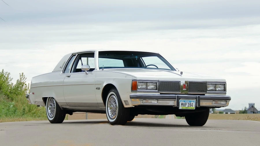 1984 Oldsmobile 98 - Image 12 of 21