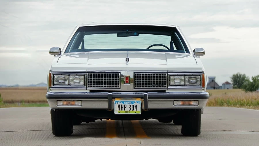 1984 Oldsmobile 98 - Image 14 of 21