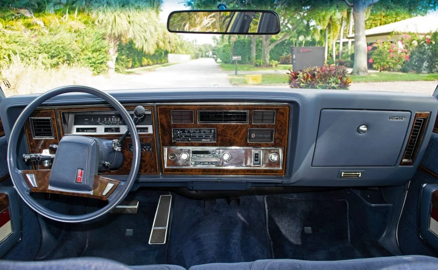 1984 Oldsmobile 98 - Image 11 of 19