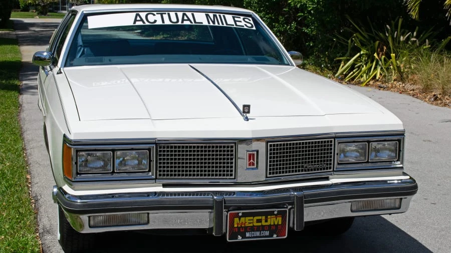 1984 Oldsmobile 98 - Image 5 of 19