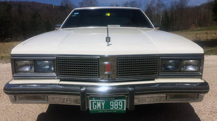 1984 Oldsmobile 98 - Image 10 of 12