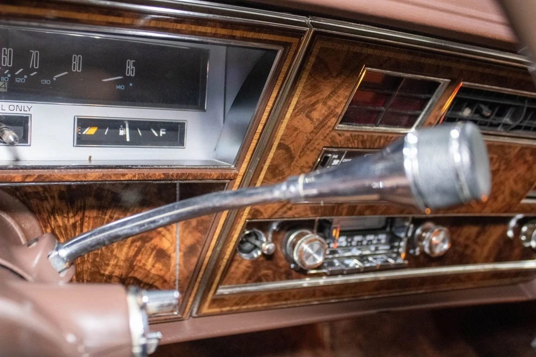 1984 Oldsmobile 98 - Image 14 of 21