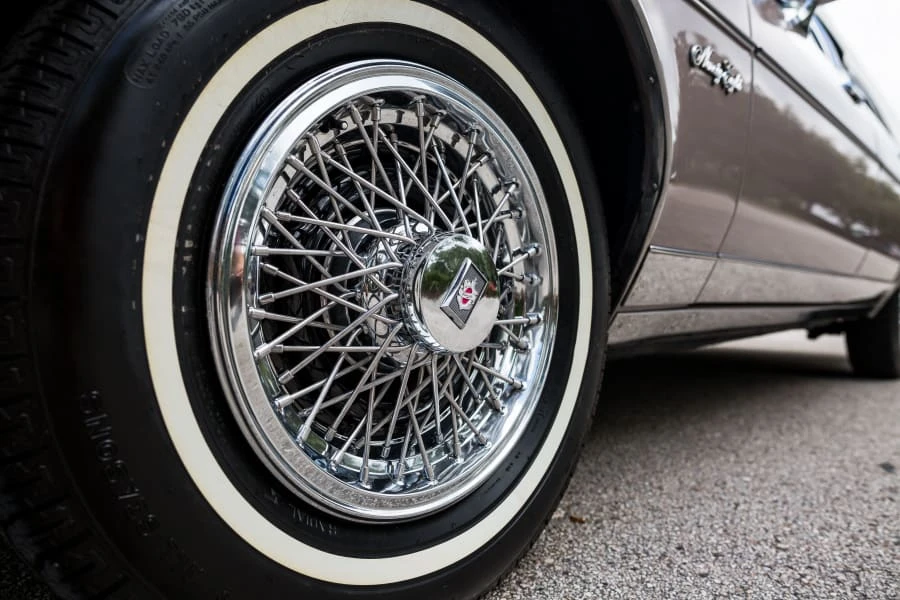 1984 Oldsmobile 98 - Image 12 of 12