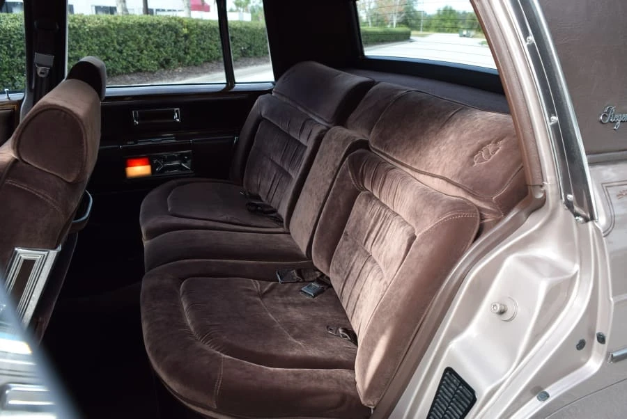 1984 Oldsmobile 98 - Image 7 of 11