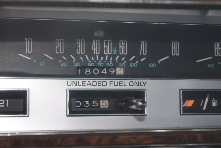 1984 Oldsmobile 98 - Image 9 of 11