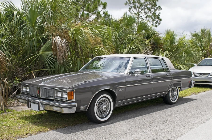 1984 Oldsmobile 98 - Image 12 of 12
