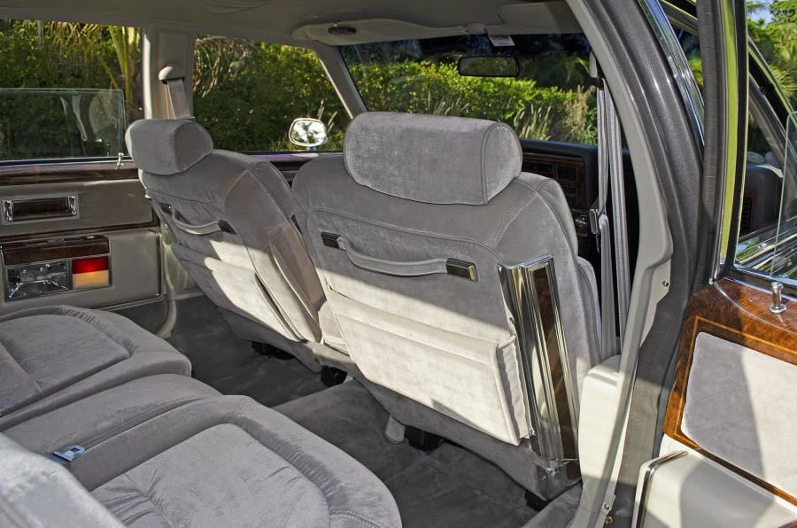 1984 Oldsmobile 98 - Image 5 of 12