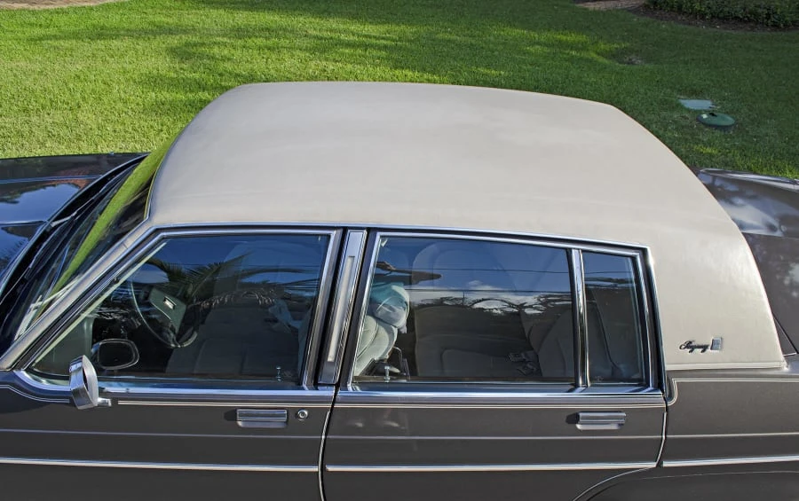 1984 Oldsmobile 98 - Image 7 of 12