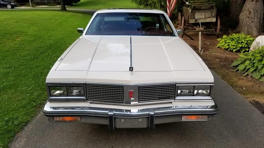 1984 Oldsmobile 98 - Image 10 of 12