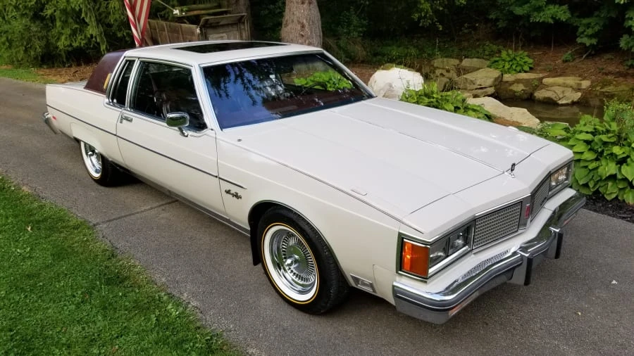 1984 Oldsmobile 98 - Image 12 of 12