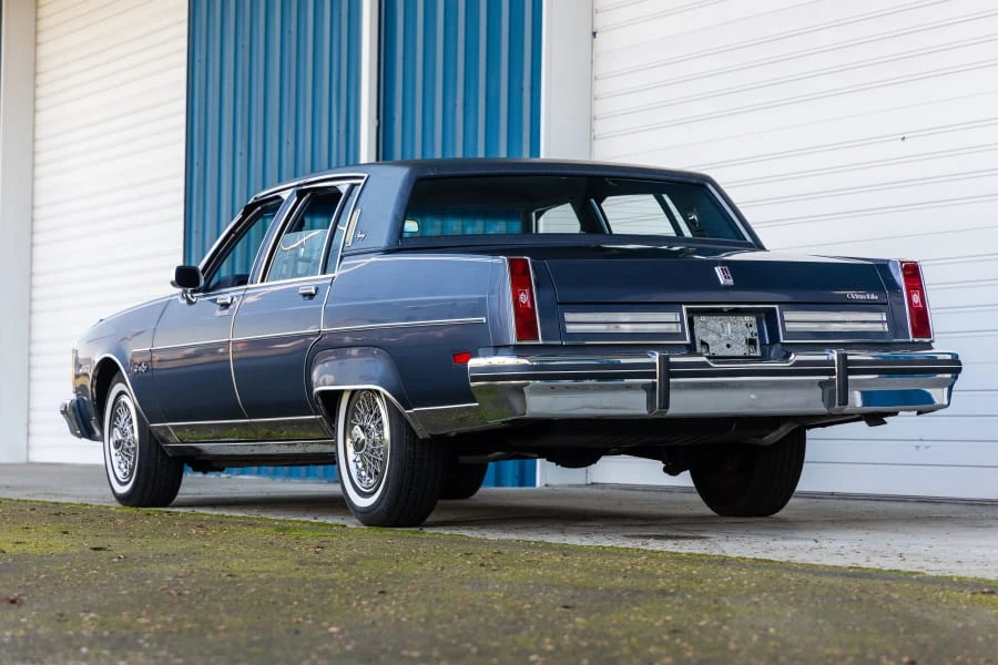1984 Oldsmobile 98 - Image 18 of 31