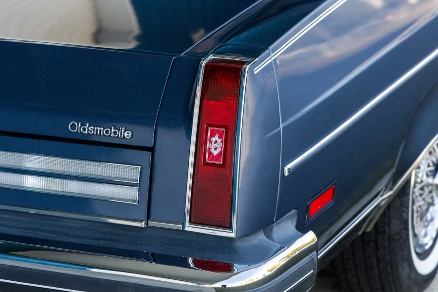 1984 Oldsmobile 98 - Image 8 of 31