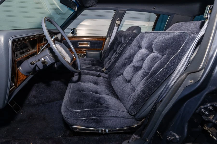 1984 Oldsmobile 98 - Image 24 of 31