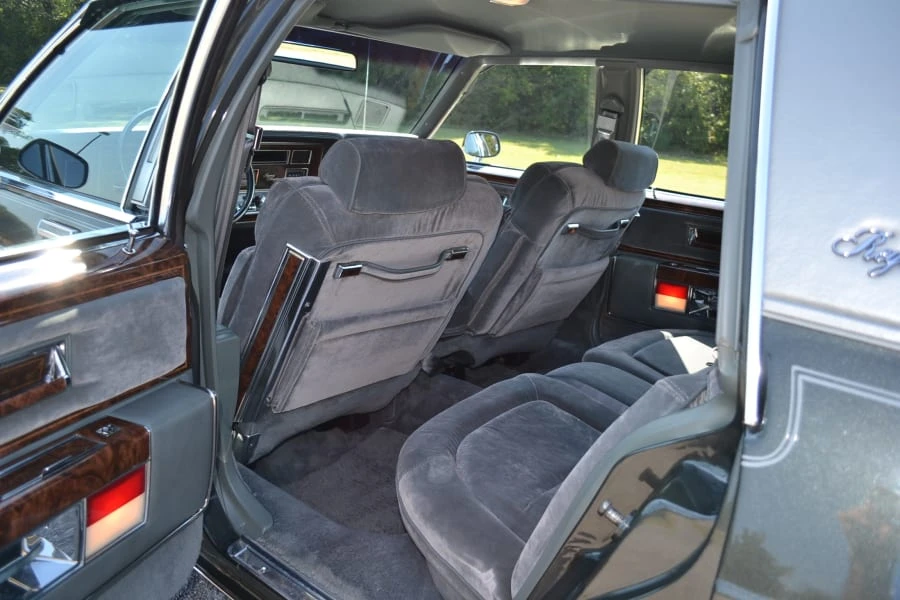 1984 Oldsmobile 98 - Image 3 of 7