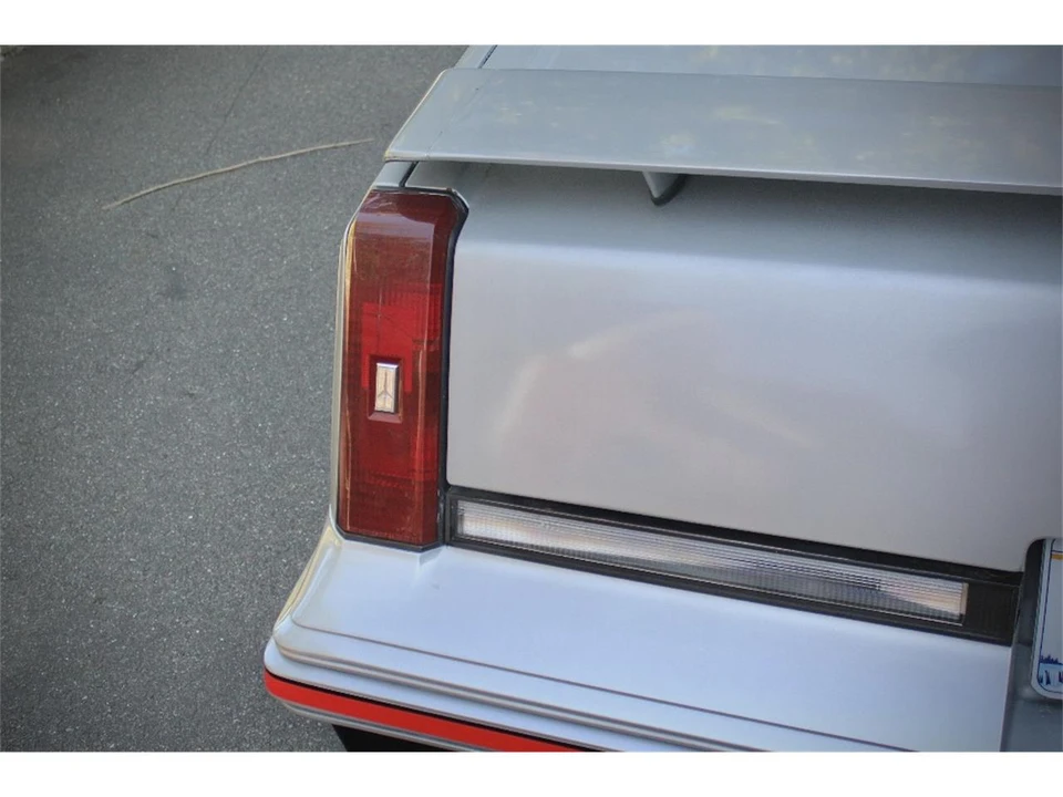 1984 Oldsmobile Cutlass 5th Gen - Image 22 of 31