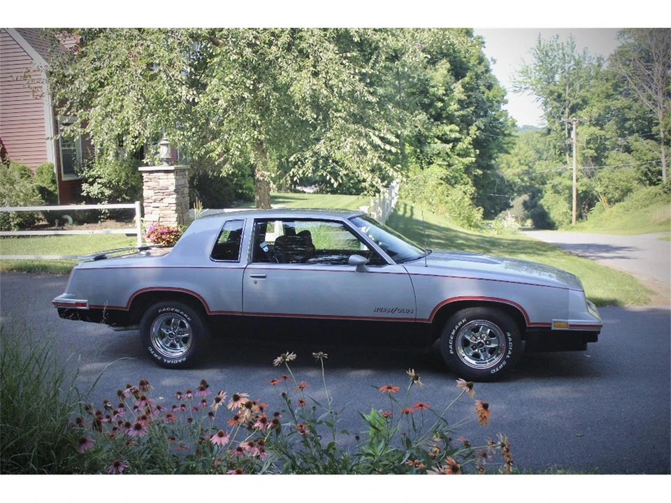 1984 Oldsmobile Cutlass 5th Gen - Image 8 of 31