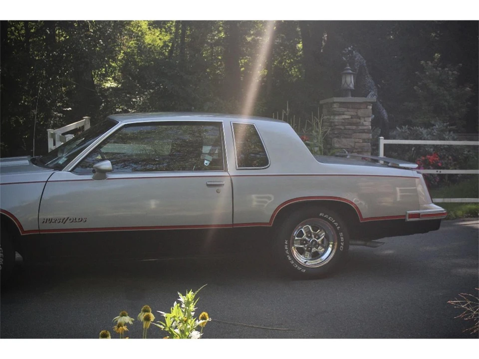 1984 Oldsmobile Cutlass 5th Gen - Image 4 of 31