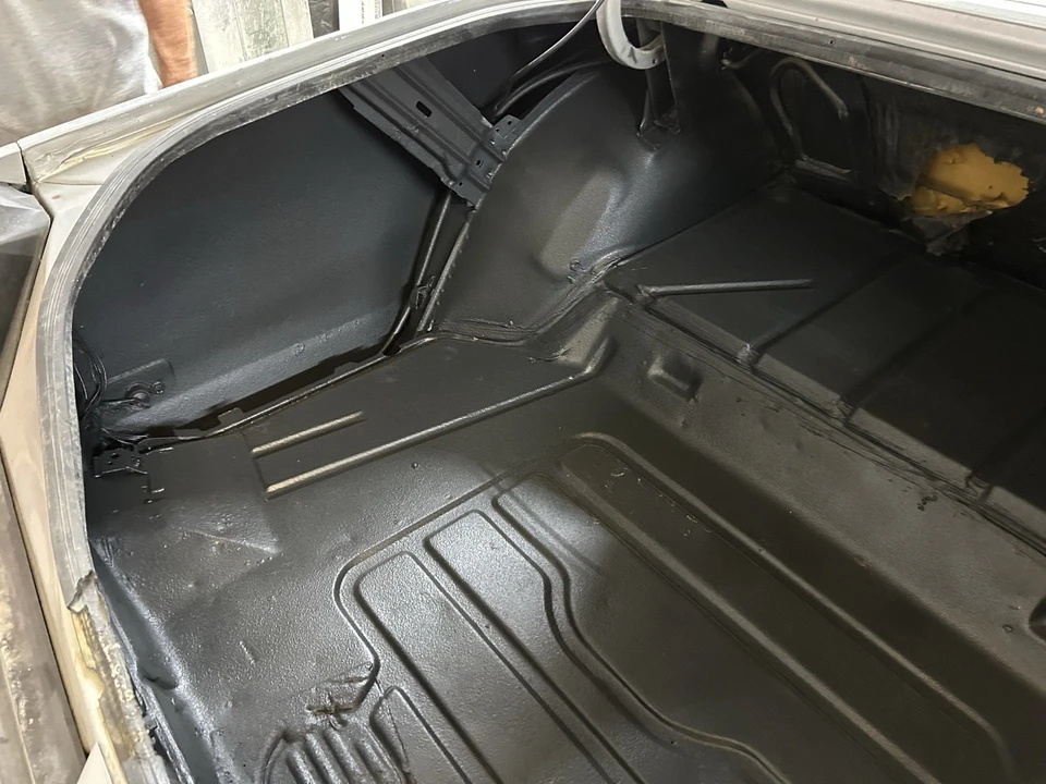 1984 Oldsmobile Cutlass 5th Gen - Image 17 of 21
