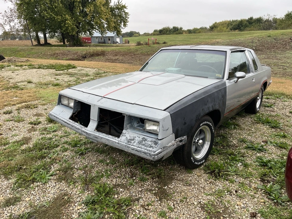 1984 Oldsmobile Cutlass 5th Gen - Image 2 of 21
