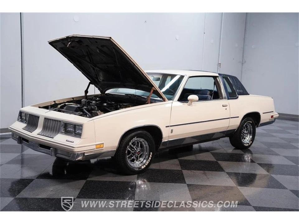 1984 Oldsmobile Cutlass 5th Gen - Image 25 of 31