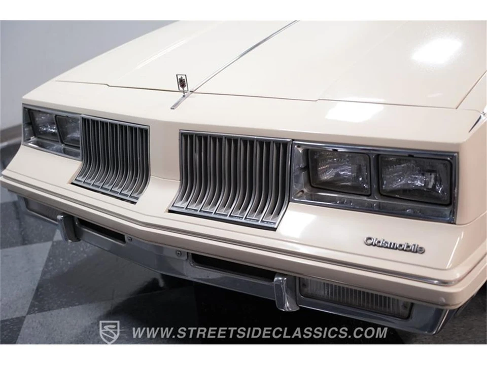 1984 Oldsmobile Cutlass 5th Gen - Image 17 of 31