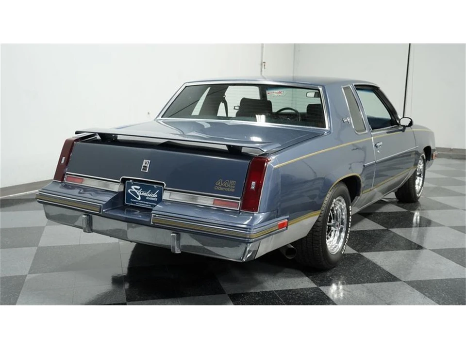 1984 Oldsmobile Cutlass 5th Gen - Image 10 of 31