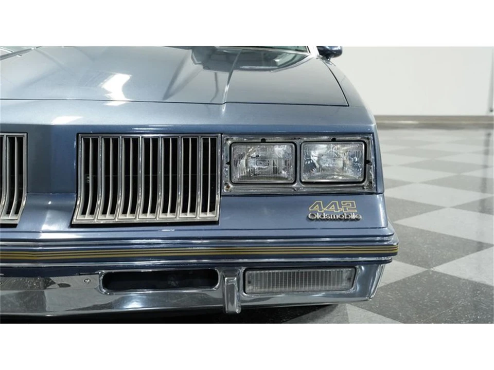 1984 Oldsmobile Cutlass 5th Gen - Image 18 of 31